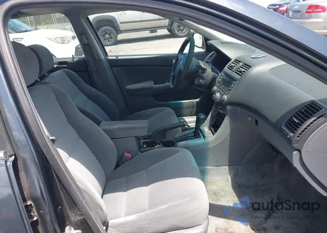 2004 Honda Accord 2.4 Ex z USA, uszkodzony, nr VIN 1HGCM56714A036624